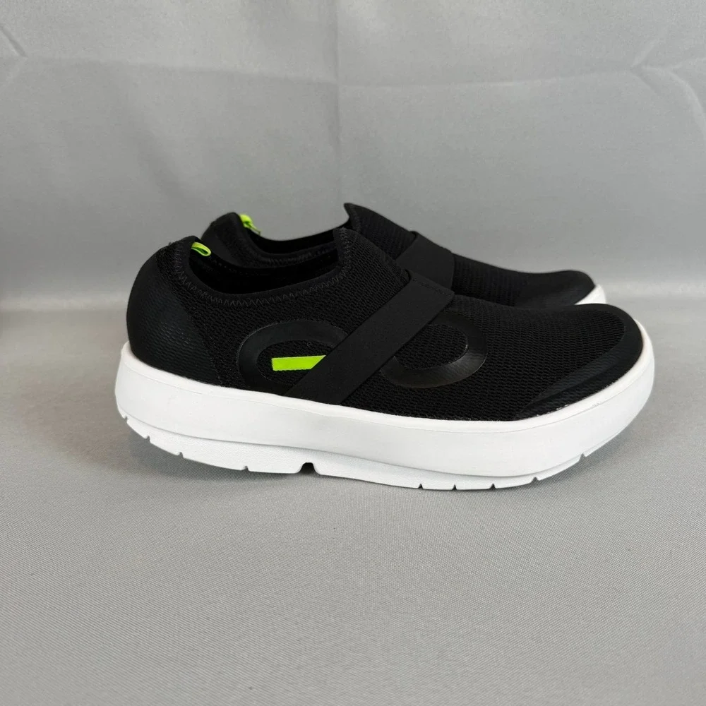 Oofos OOmg Low Mesh Sport Recovery Sneakers Mens 9 Black White Slip-On Light NIB